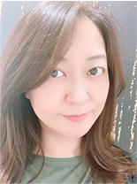 サロンオーナー